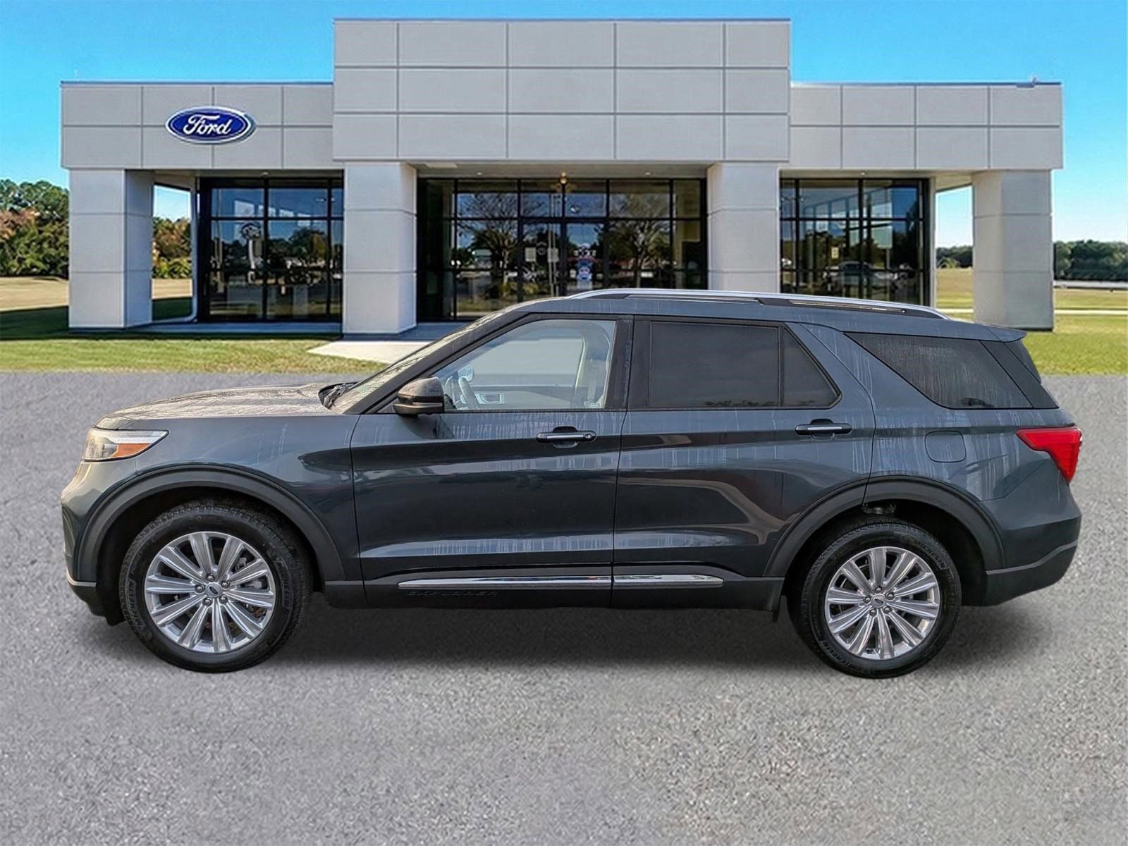 Certified 2023 Ford Explorer Limited w/ Limited Technology Package image 7