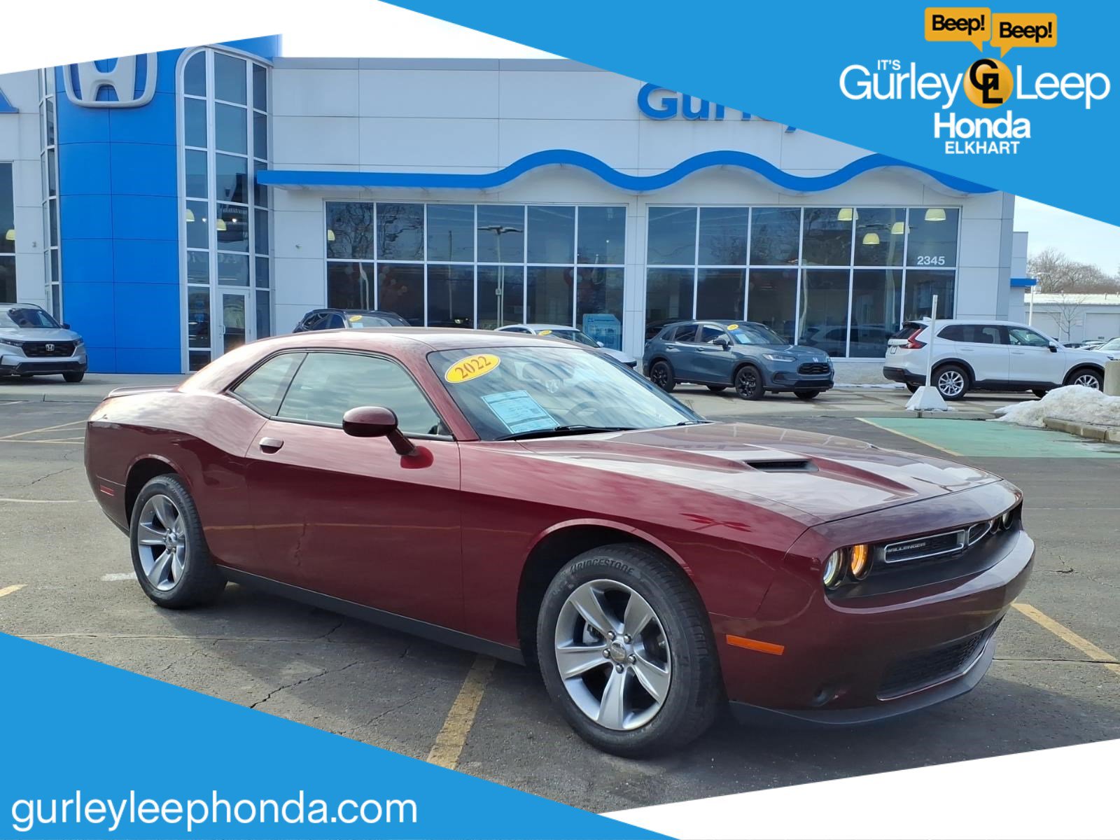 Used 2022 Dodge Challenger SXT image 1