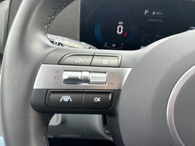 Certified 2025 Hyundai Kona SEL image 24