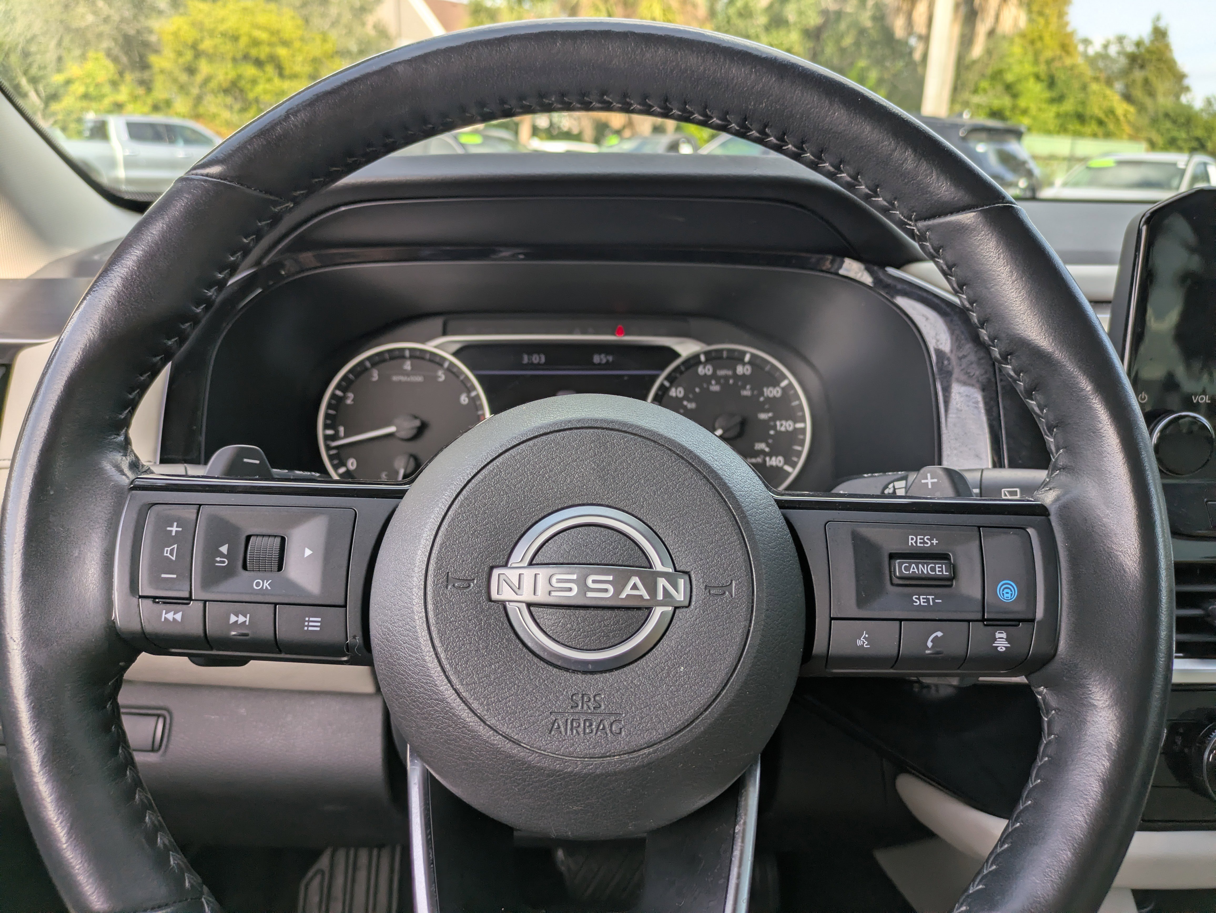 Used 2022 Nissan Pathfinder SL image 26