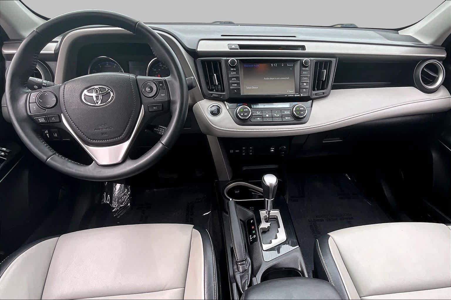 Used 2016 Toyota RAV4 Limited AWD/4WD image 29