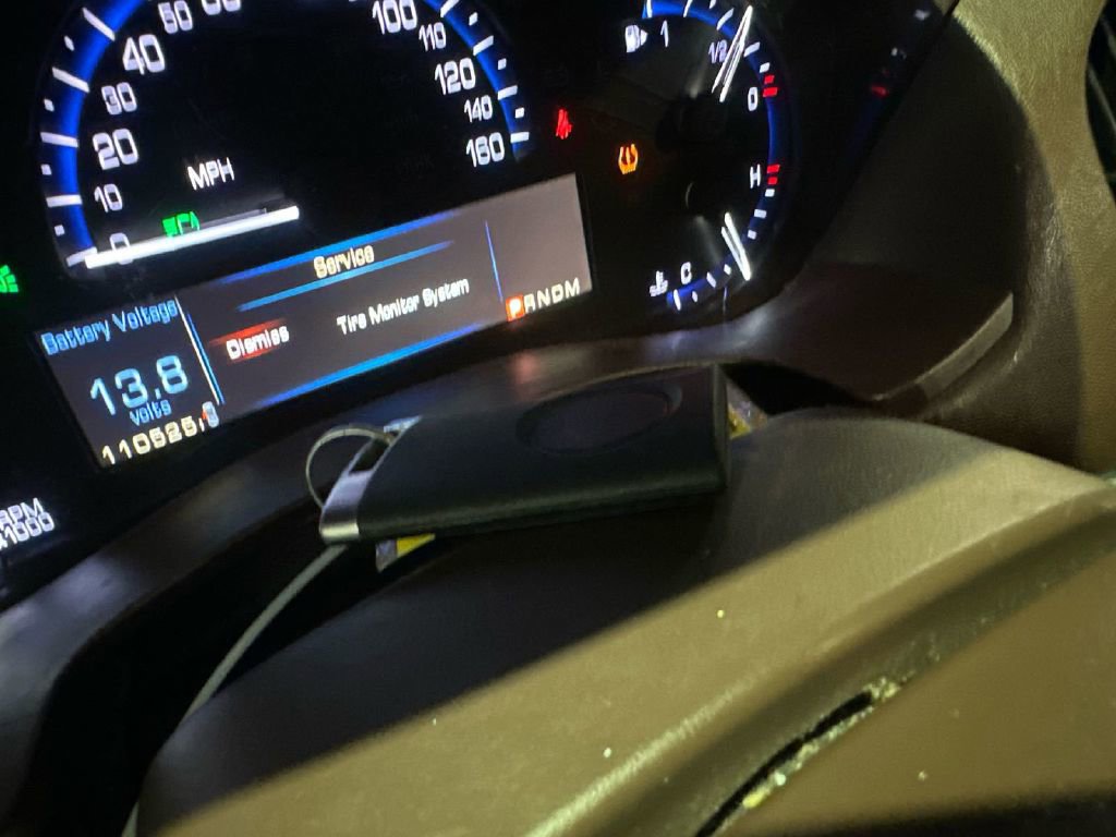 Used 2014 Cadillac ATS Luxury w/ Driver Awareness Package RWD image 19