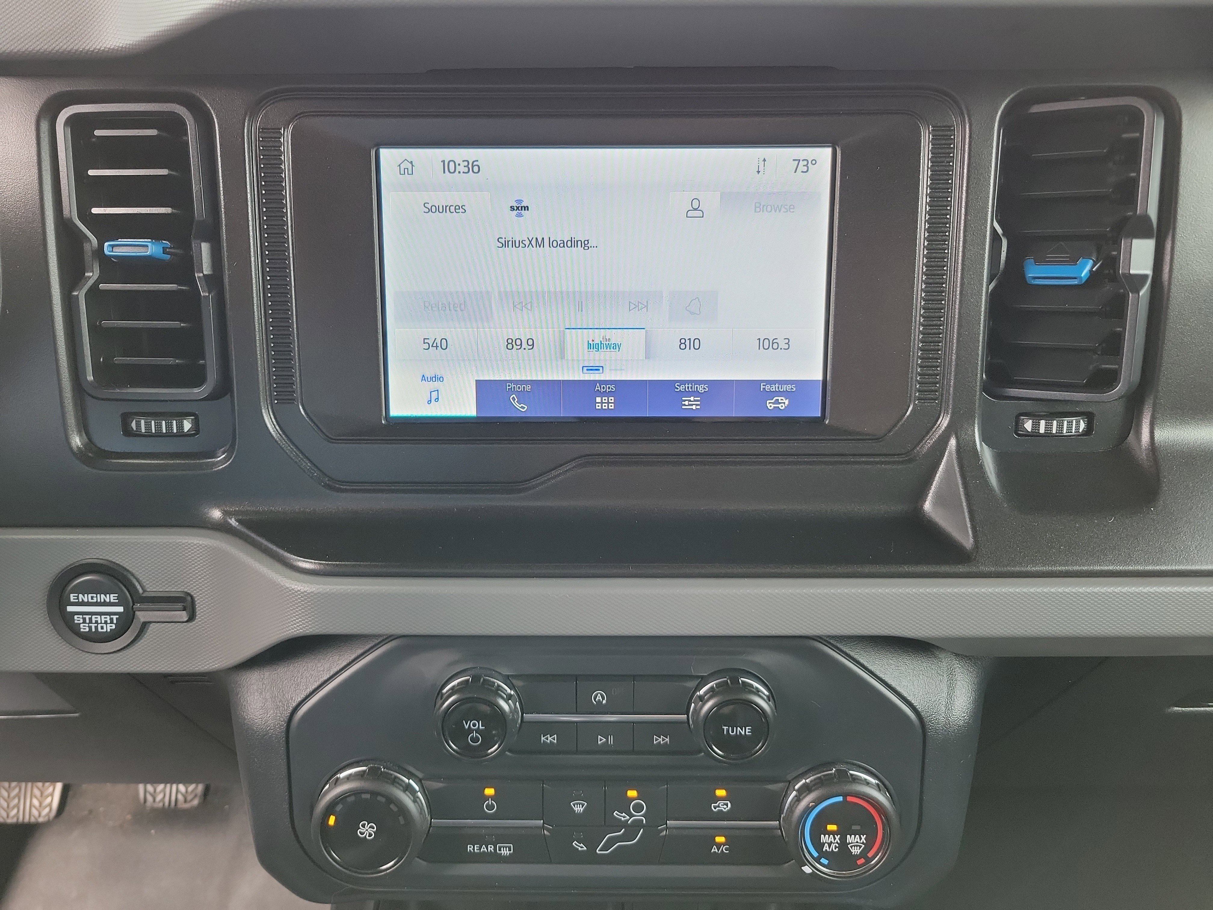 Used 2022 Ford Bronco Black Diamond image 9