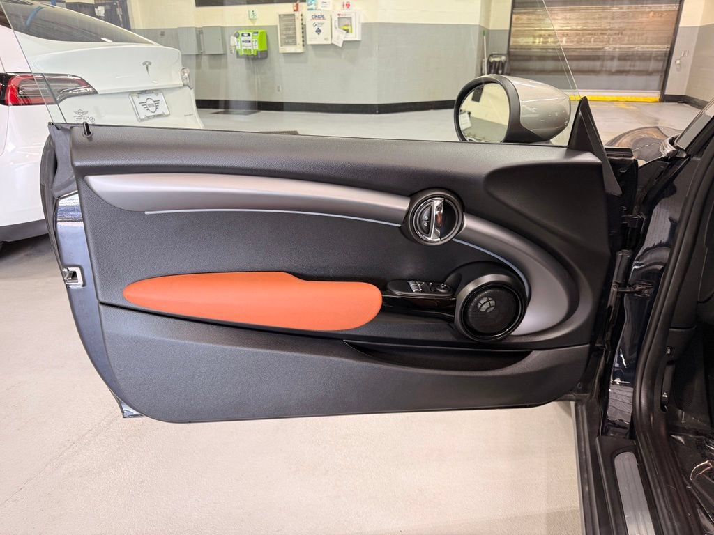 Used 2024 MINI Cooper SE FWD image 10