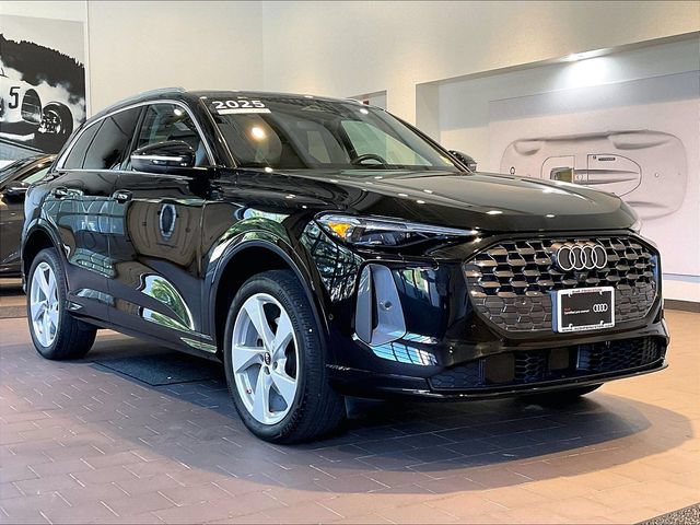 Used 2025 Audi Q5 Premium Plus w/ Premium Plus
