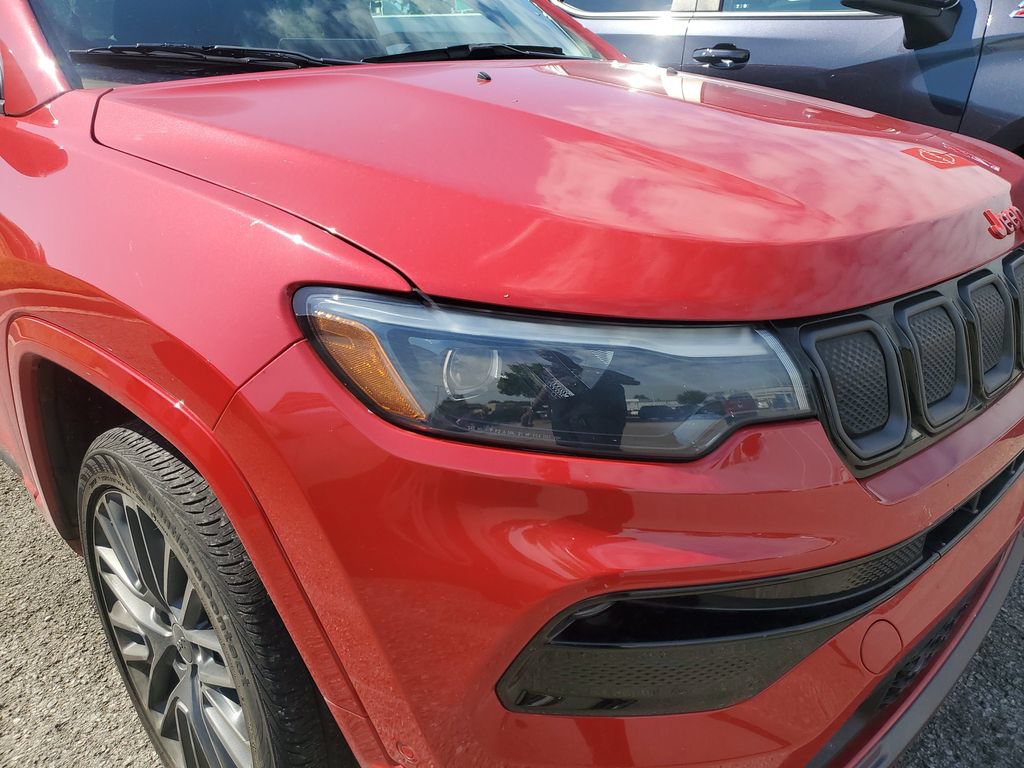 Used 2022 Jeep Compass Limited w/ (RED) Package AWD/4WD image 2
