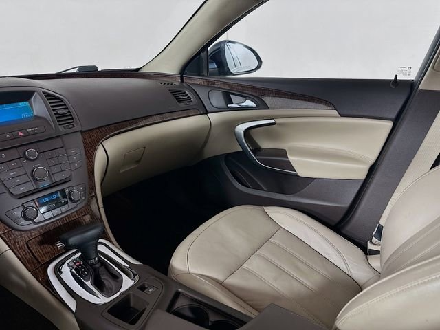 Used 2012 Buick Regal Leather image 22