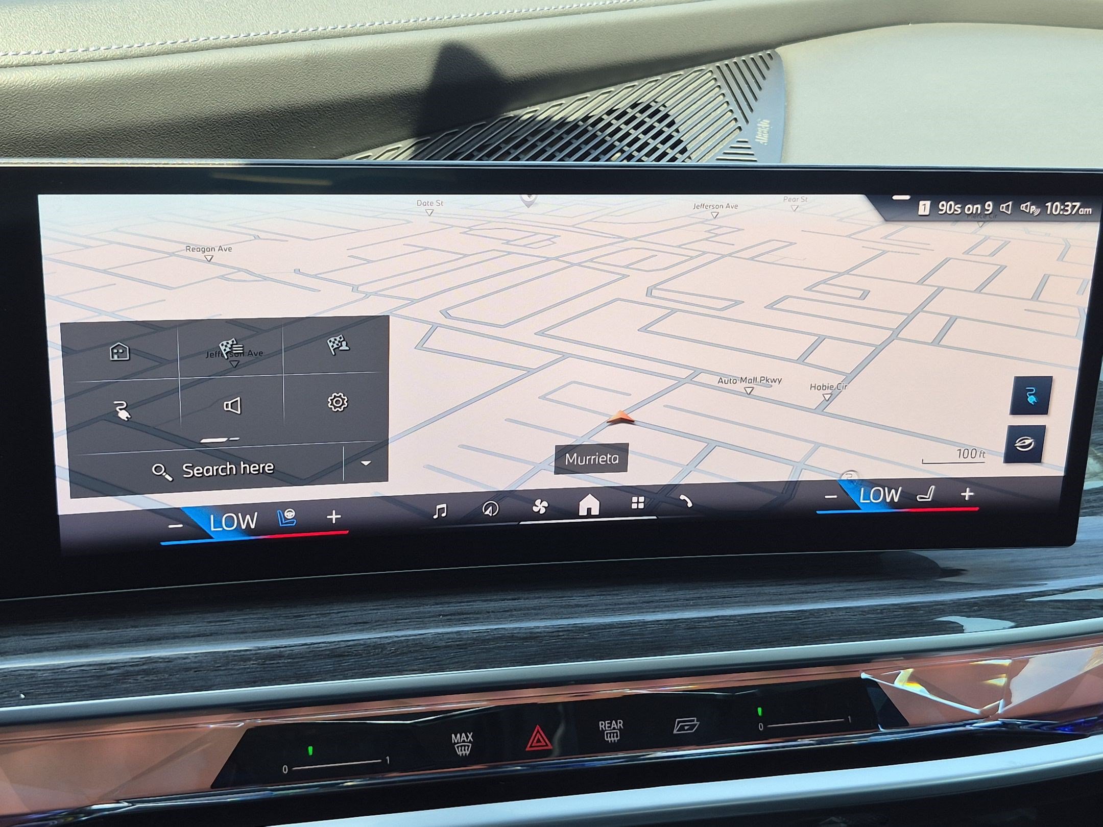 Used 2025 BMW i7 eDrive50 w/ M Sport Package RWD image 24