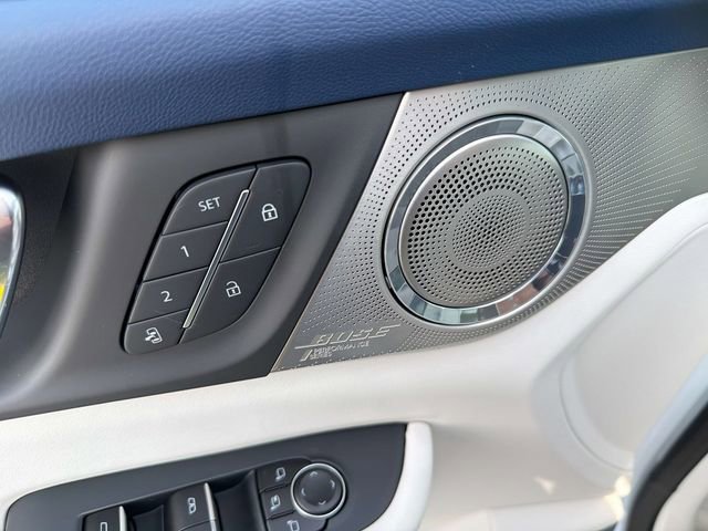 New 2026 Buick Enclave Avenir w/ Super Cruise Package image 17