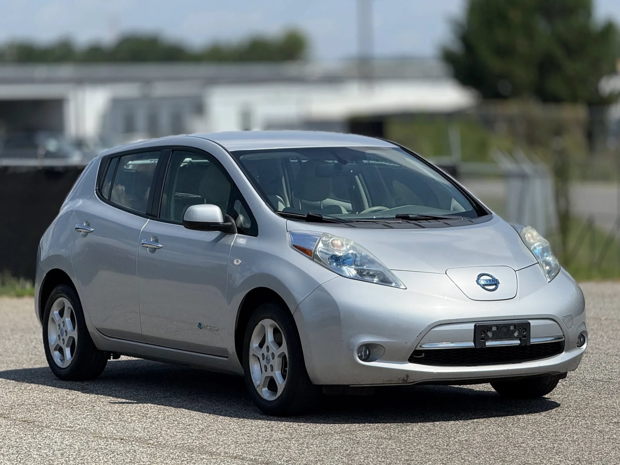 Used 2012 Nissan Leaf SL w/ Recycling/Organizational Pkg
