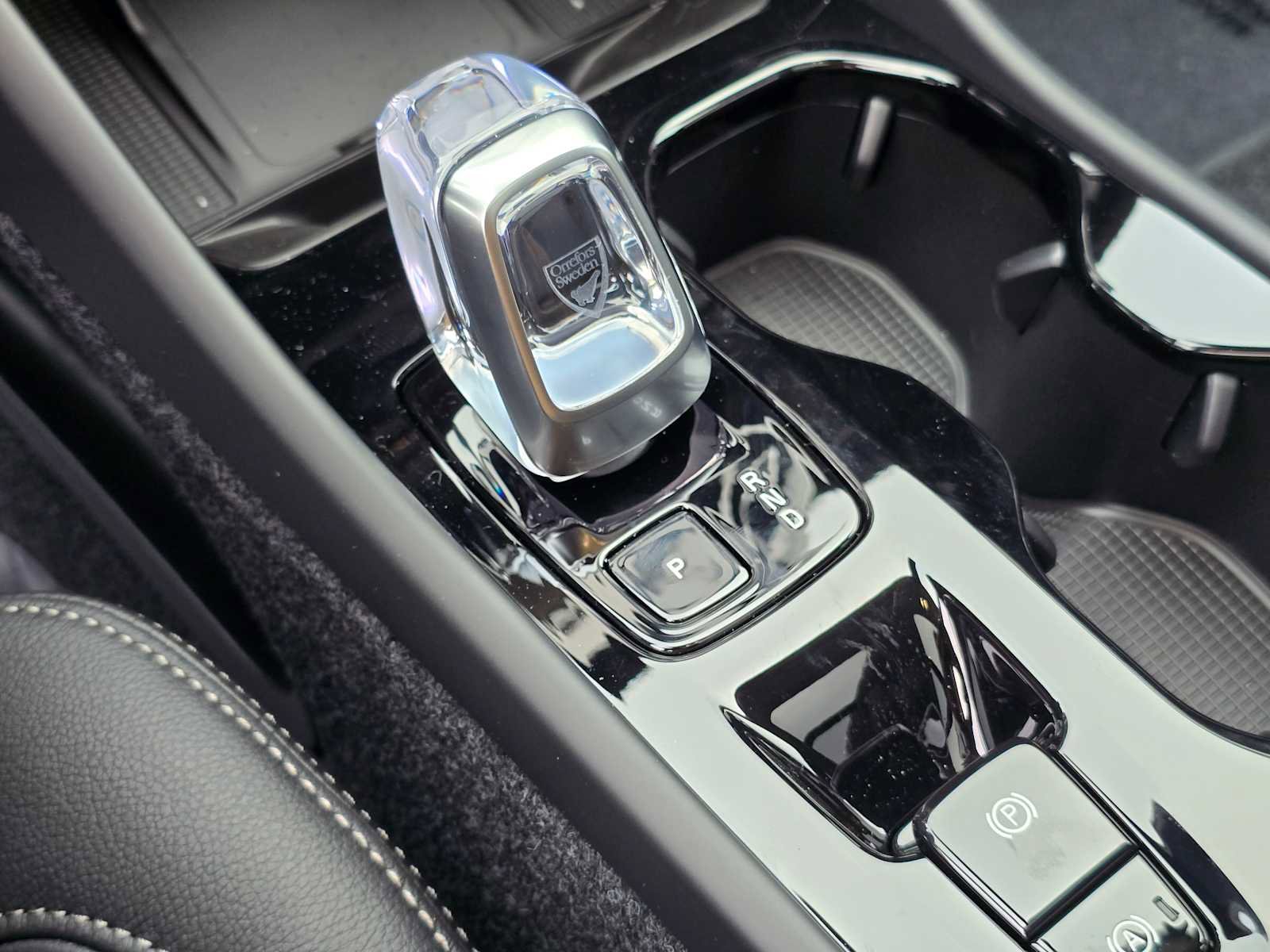 New 2026 Volvo XC40 B5 Plus w/ Protection Package Premier image 32