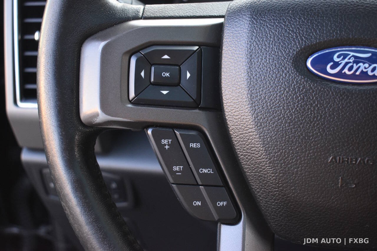 Used 2018 Ford Expedition Max XLT AWD/4WD image 21