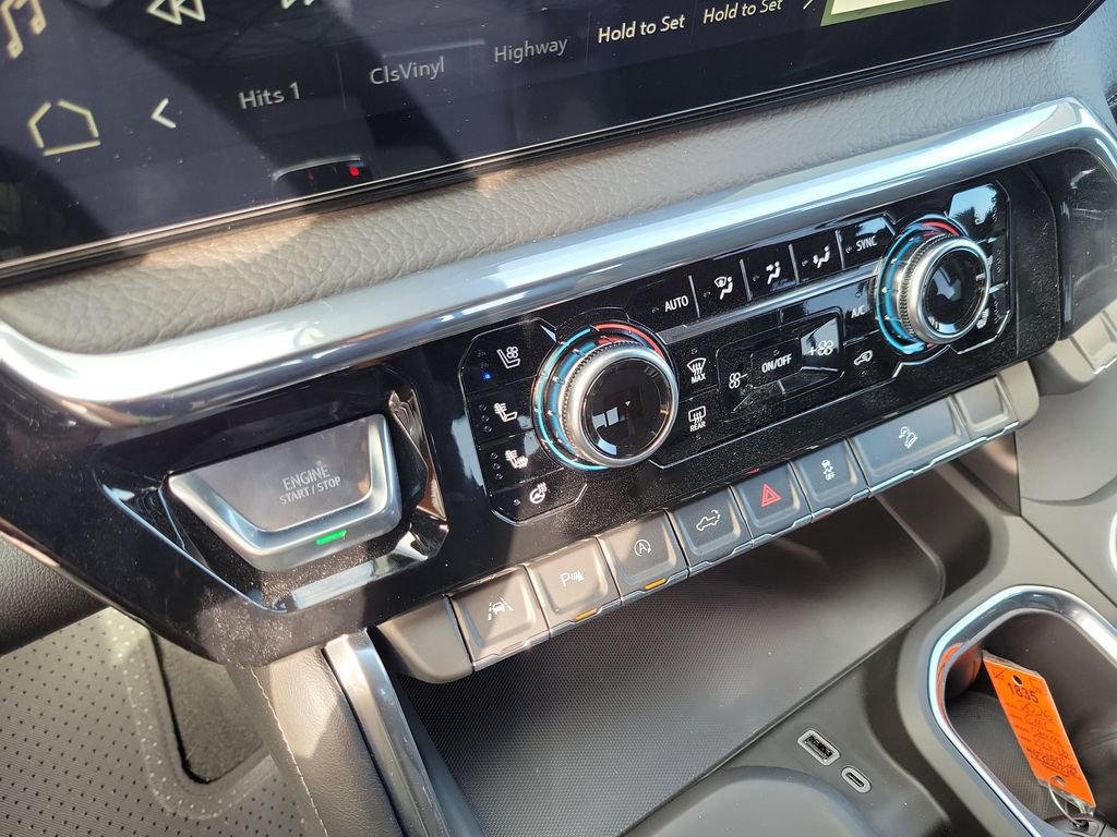 New 2026 GMC Sierra 1500 Denali w/ Technology Package AWD/4WD image 28