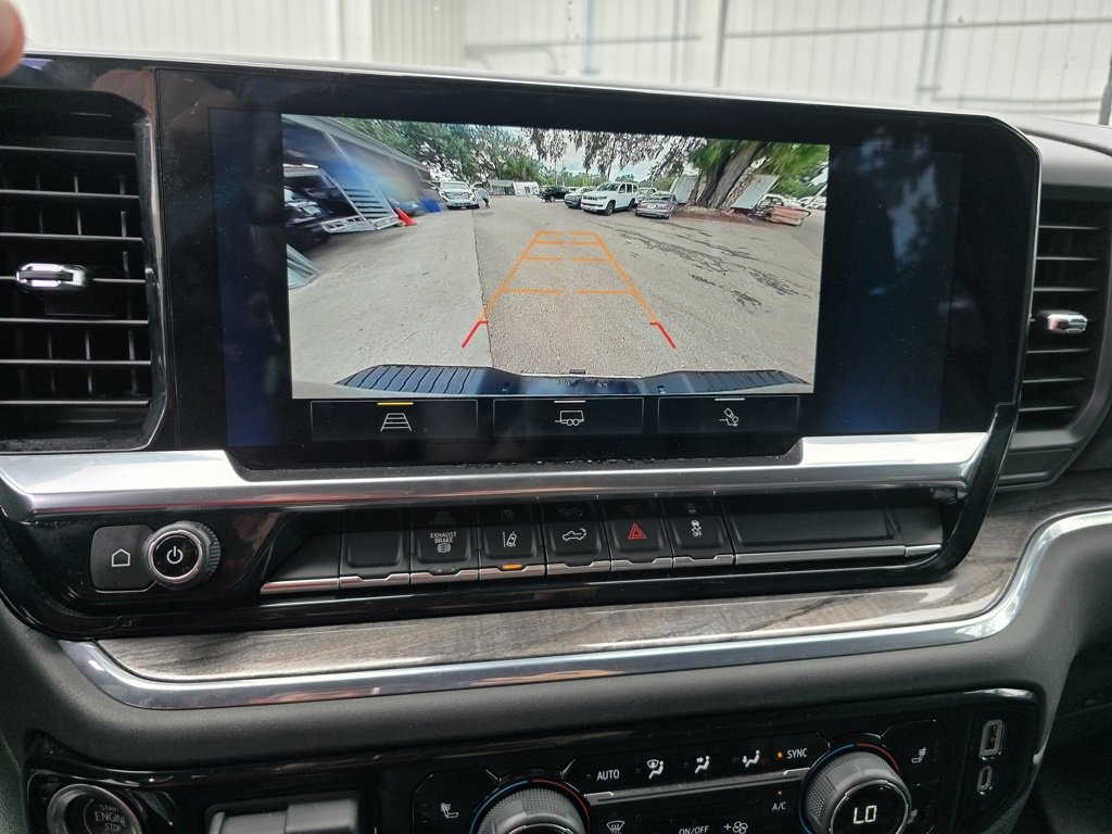 Used 2024 Chevrolet Silverado 2500 LTZ image 29