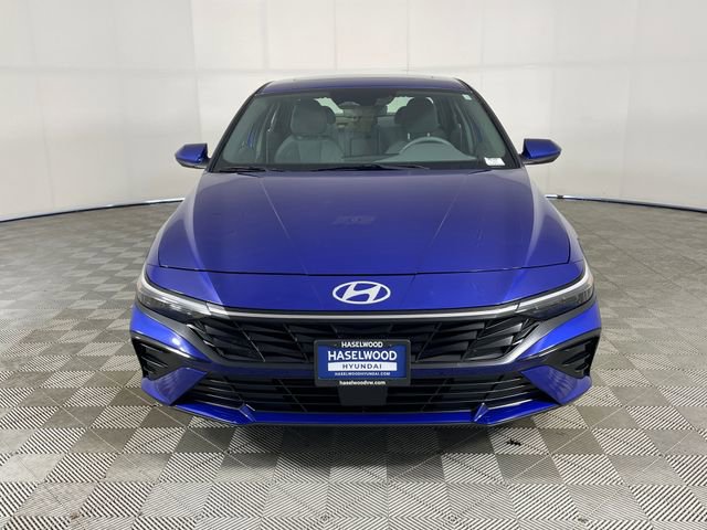 Certified 2025 Hyundai Elantra SEL image 28