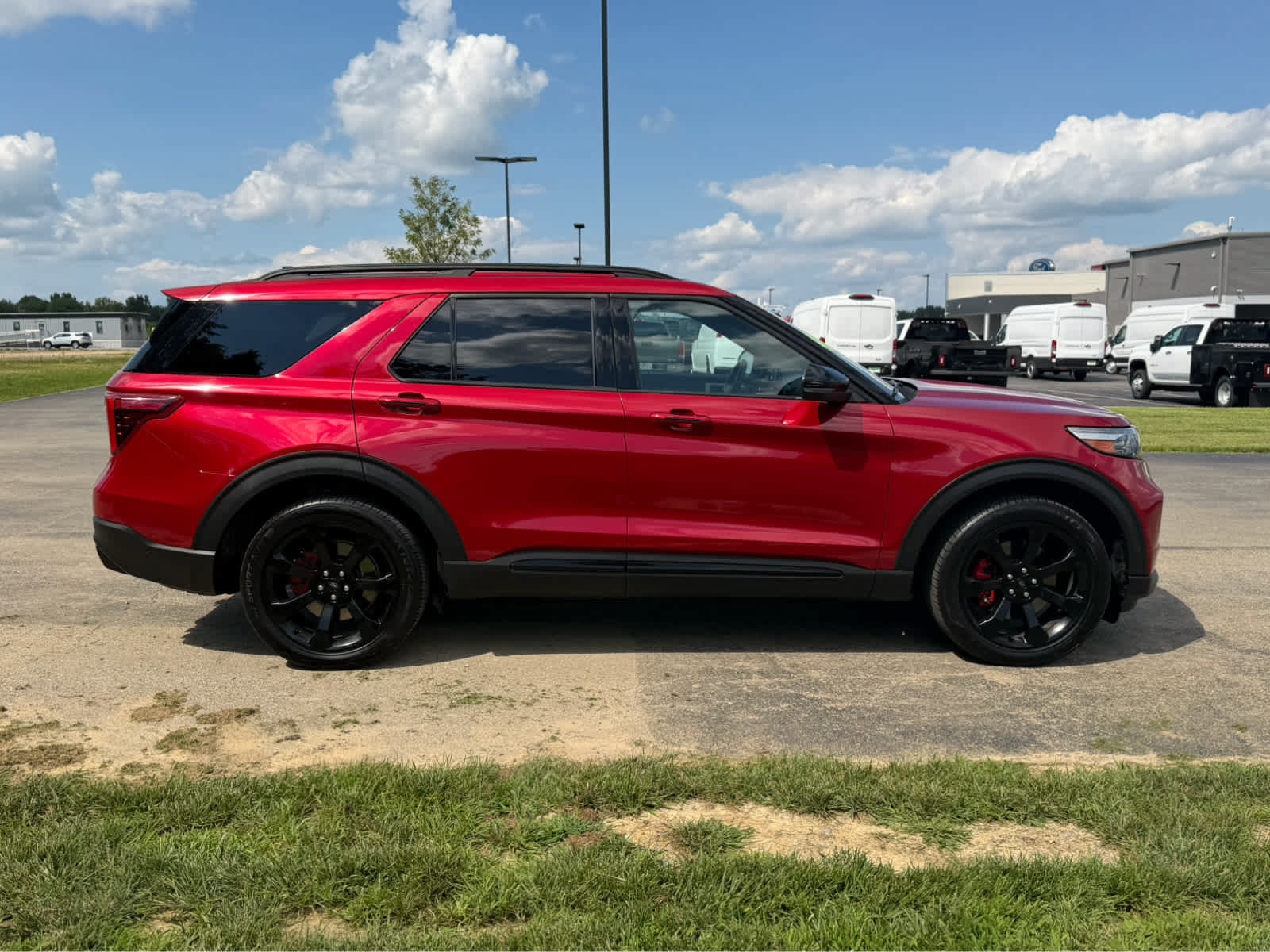 Used 2023 Ford Explorer ST w/ Equipment Group 401A AWD/4WD image 8