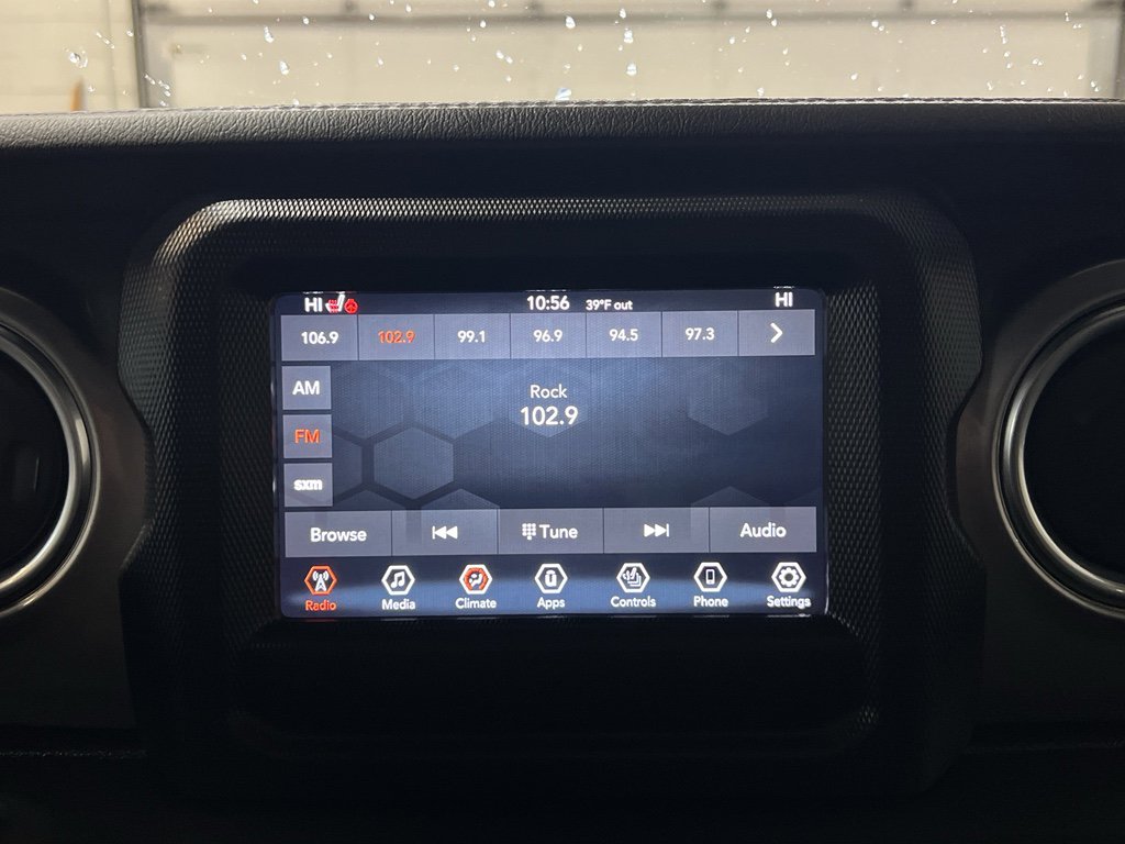 Used 2020 Jeep Wrangler Unlimited Sahara w/ LED Lighting Group image 23