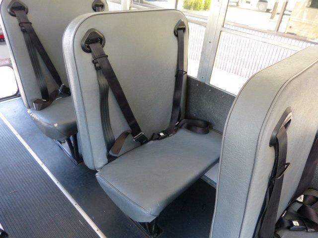 Used 2007 Chevrolet Express 3500 w/ School Bus Package RWD image 27