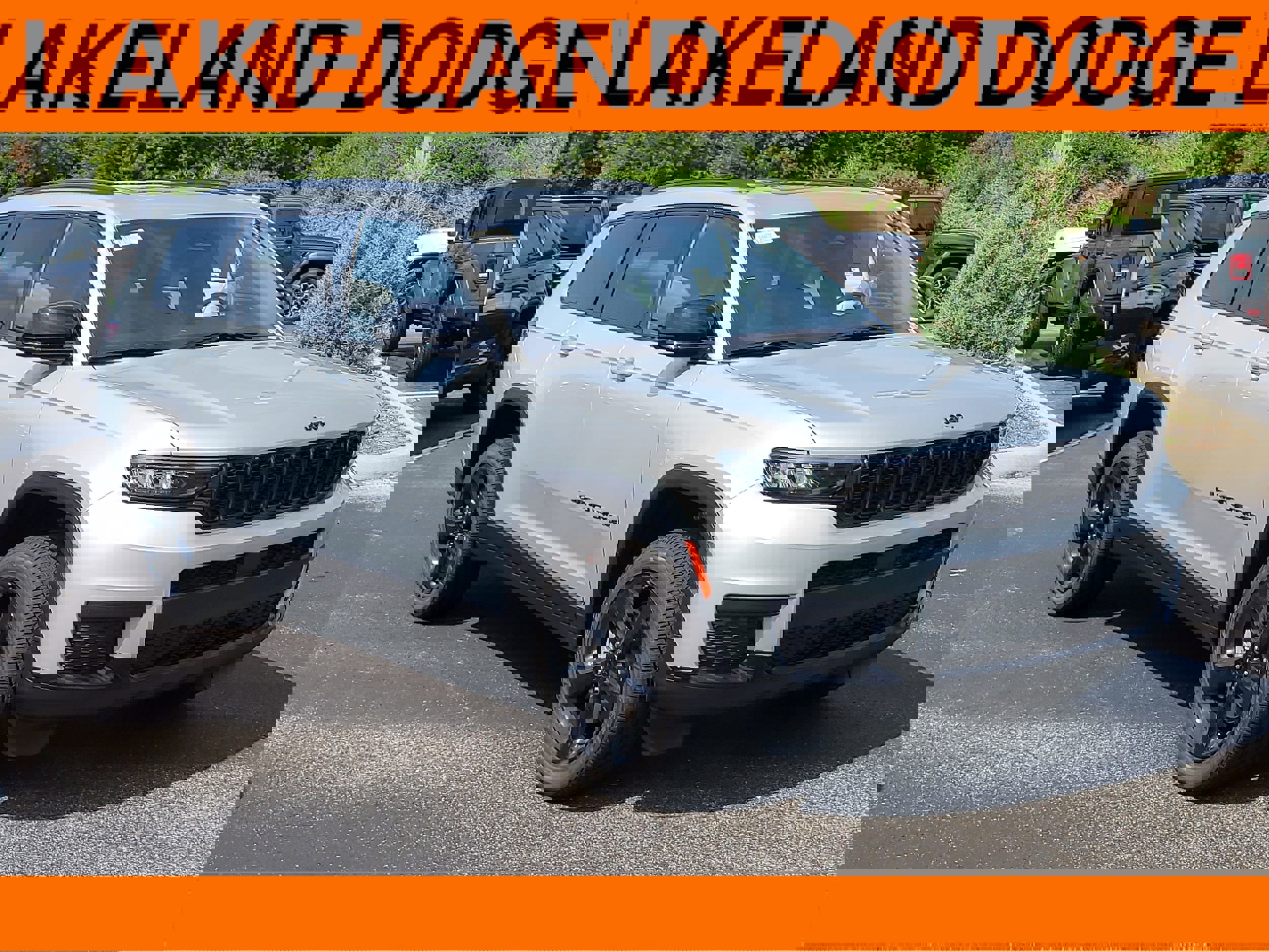 New 2025 Jeep Grand Cherokee L Altitude video 1