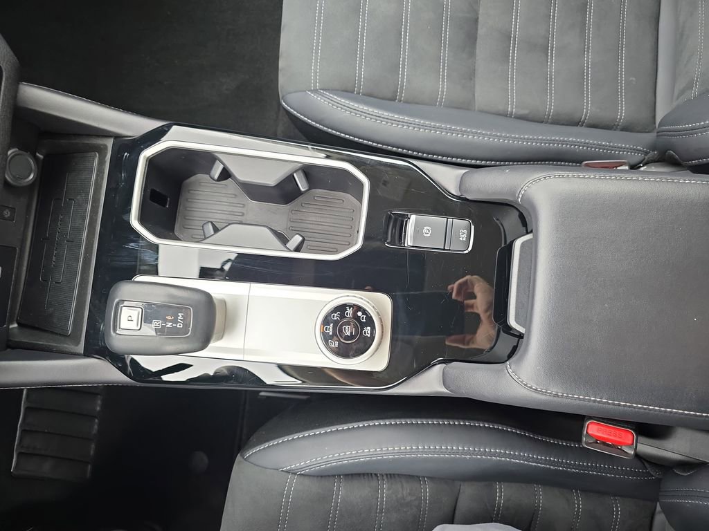 Used 2025 Mitsubishi Outlander SE AWD/4WD image 26