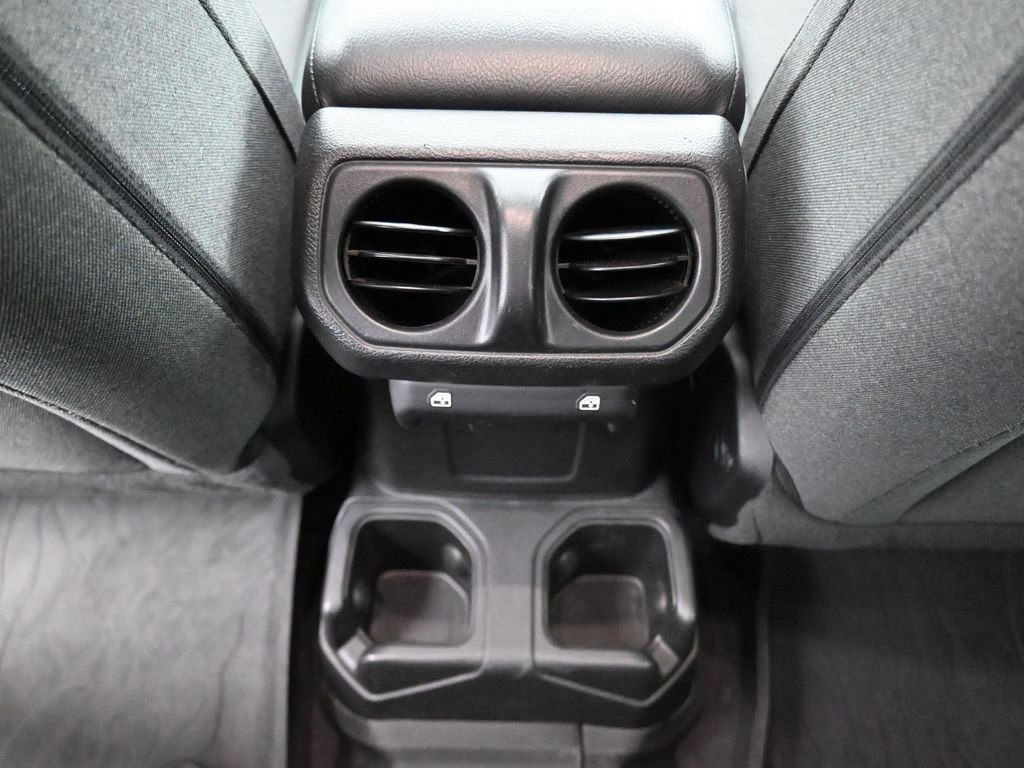 Used 2024 Jeep Gladiator Sport image 31