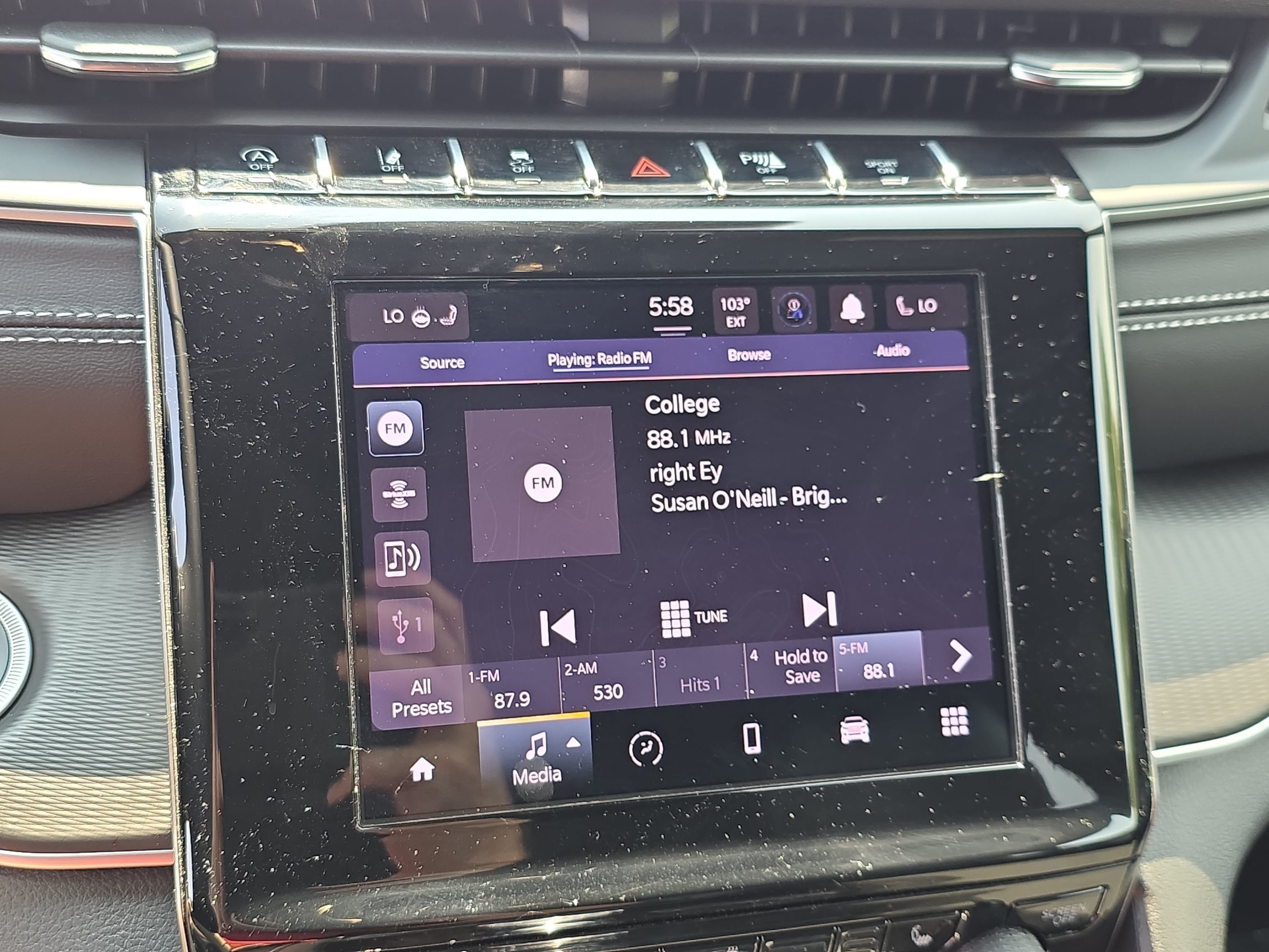Certified 2025 Jeep Grand Cherokee L Laredo AWD/4WD image 19