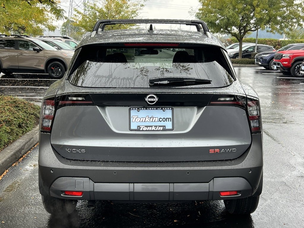 New 2026 Nissan Kicks SR w/ Cold Weather Package image 5