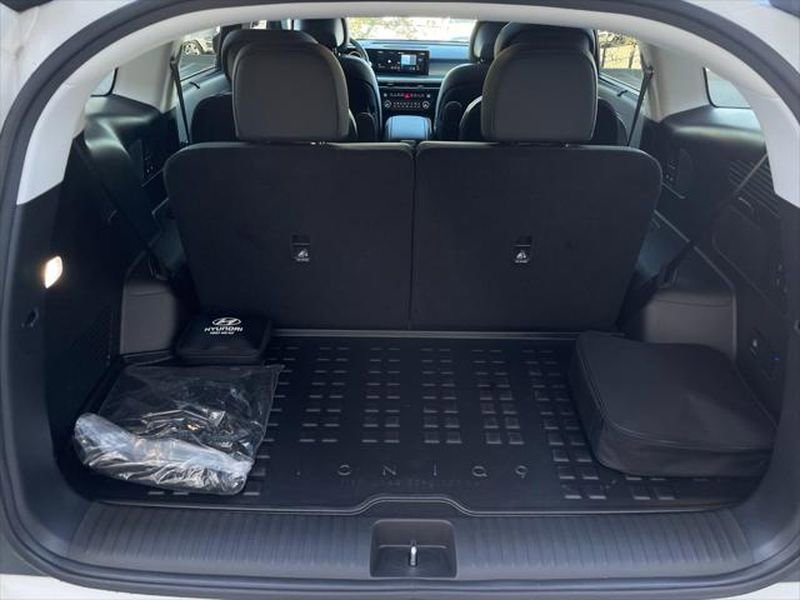 New 2026 Hyundai Ioniq 9 Limited image 38