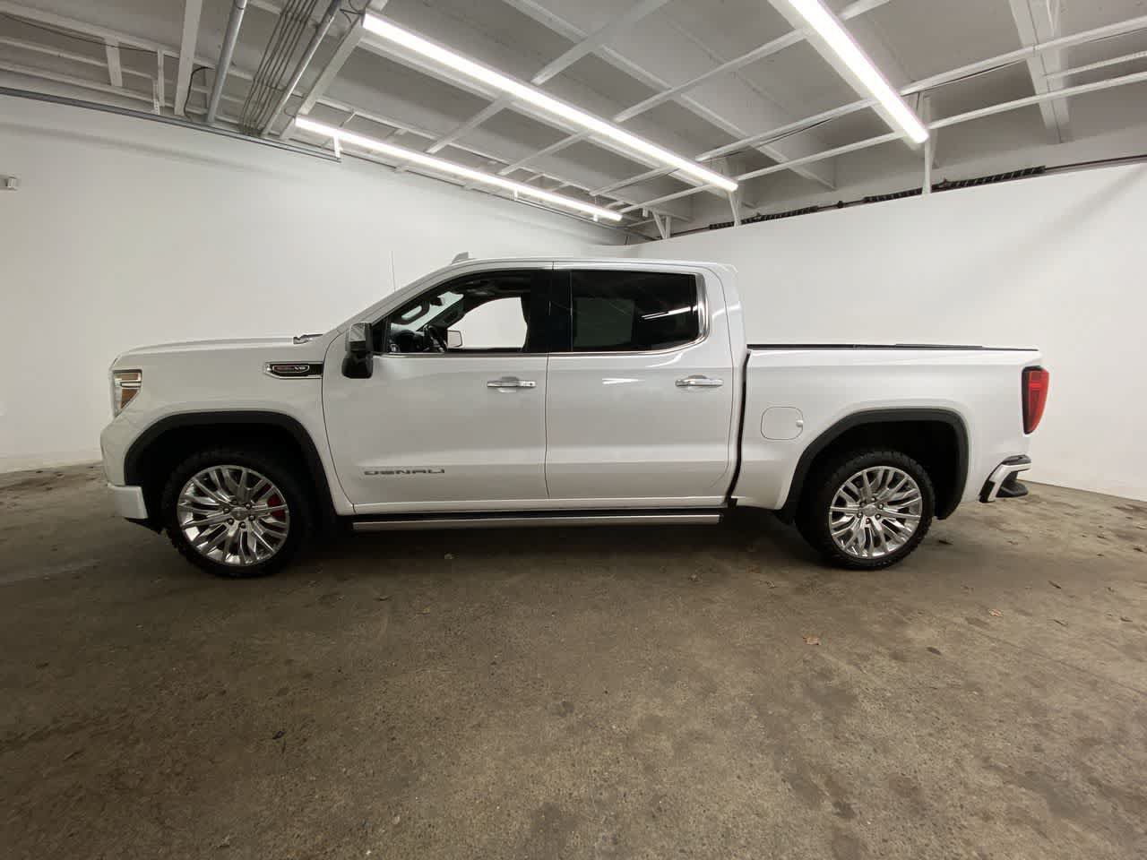 Used 2019 GMC Sierra 1500 Denali w/ Denali Ultimate Package AWD/4WD image 3