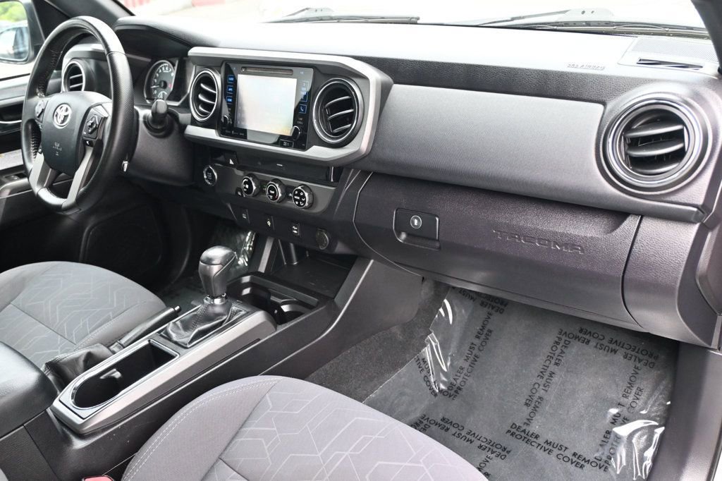 Used 2016 Toyota Tacoma TRD Off-Road w/ Towing Package RWD image 9