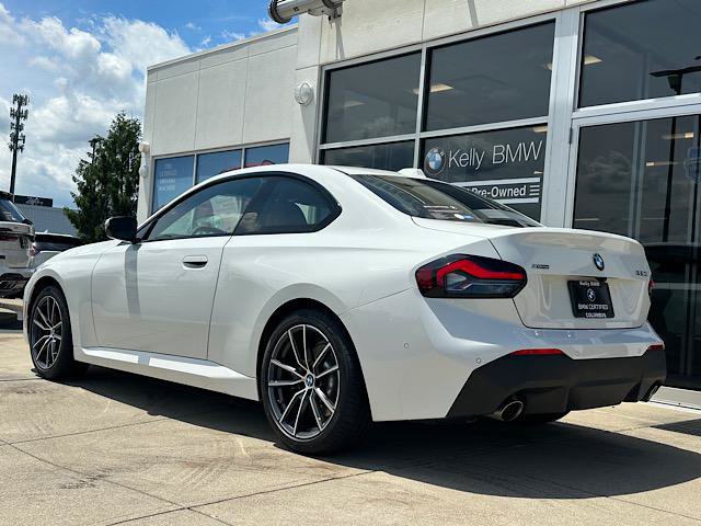 Used 2025 BMW 230i xDrive Coupe w/ Premium Package AWD/4WD image 7