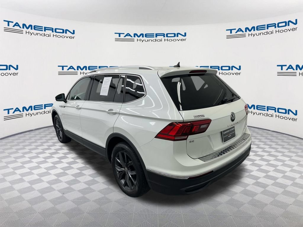 Used 2023 Volkswagen Tiguan SE FWD image 3