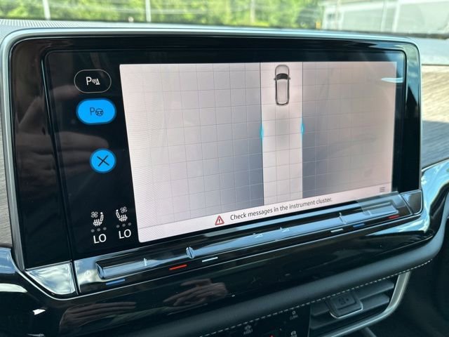 New 2025 Volkswagen Atlas SEL Premium R-Line image 25