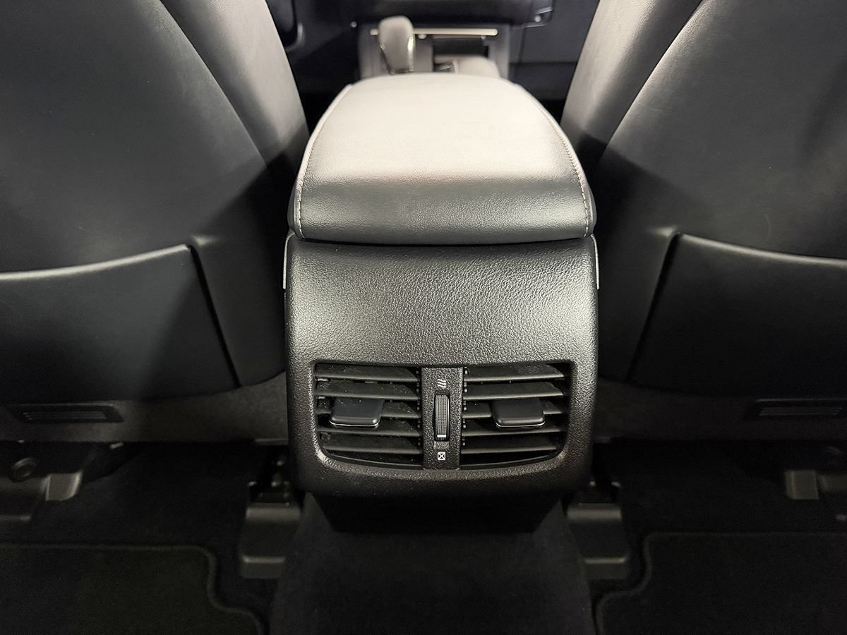 Used 2014 Lexus ES 300h w/ Luxury Package w/Bamboo Trim FWD image 49