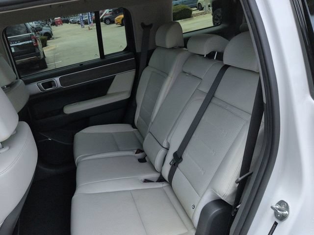 Used 2025 Hyundai Santa Fe Limited FWD image 14