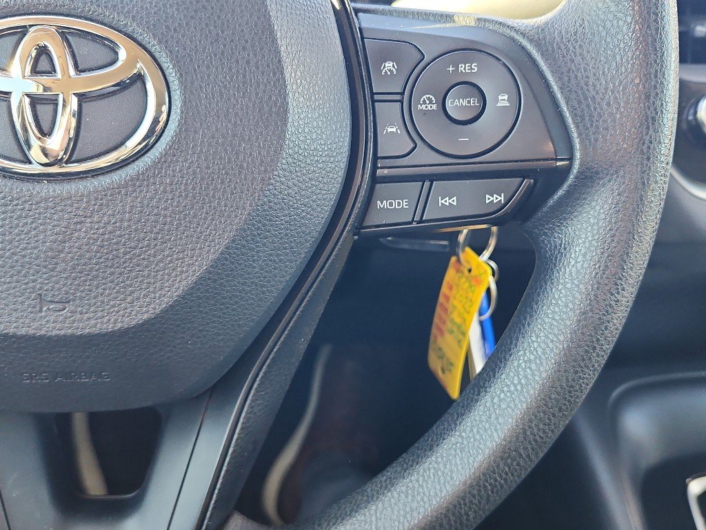 Used 2023 Toyota Corolla LE image 15