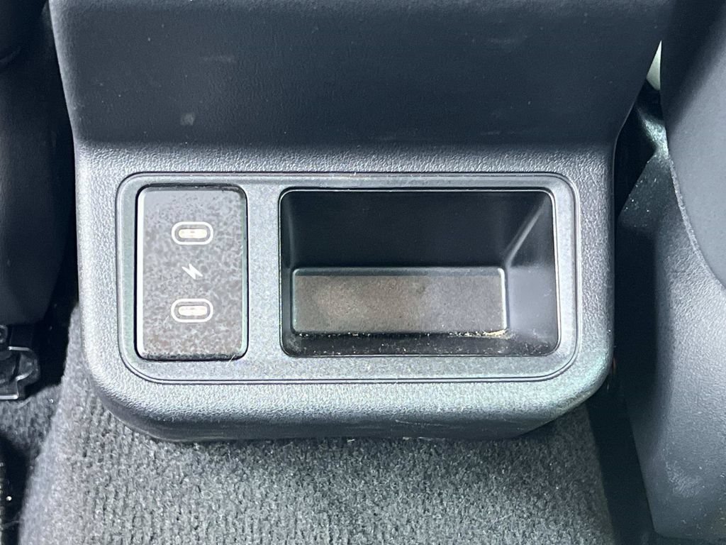 Used 2025 Kia K4 GT-Line w/ GT-Line Premium Package FWD image 17