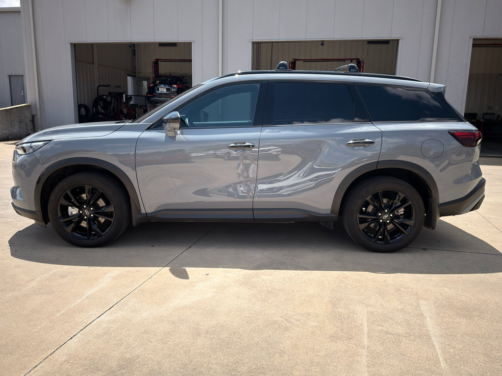 Used 2025 INFINITI QX60 Luxe w/ Black Edition FWD image 6