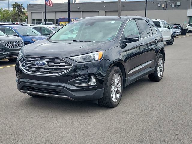 Certified 2023 Ford Edge Titanium AWD/4WD image 2