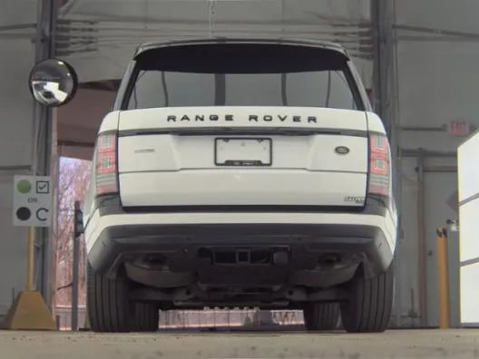 Used 2016 Land Rover Range Rover Supercharged image 7