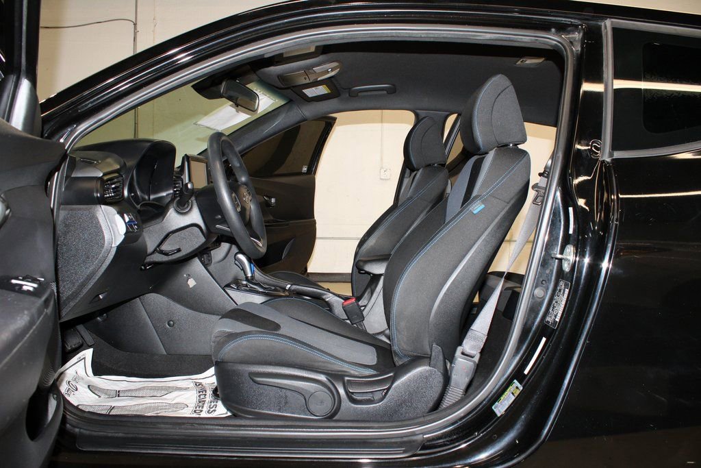 Used 2019 Hyundai Veloster 2.0 image 14
