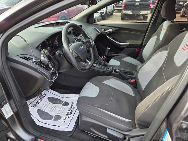 Used 2016 Ford Focus ST image 13