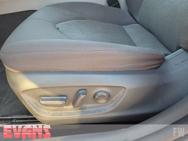 Used 2020 Toyota Camry LE FWD image 15