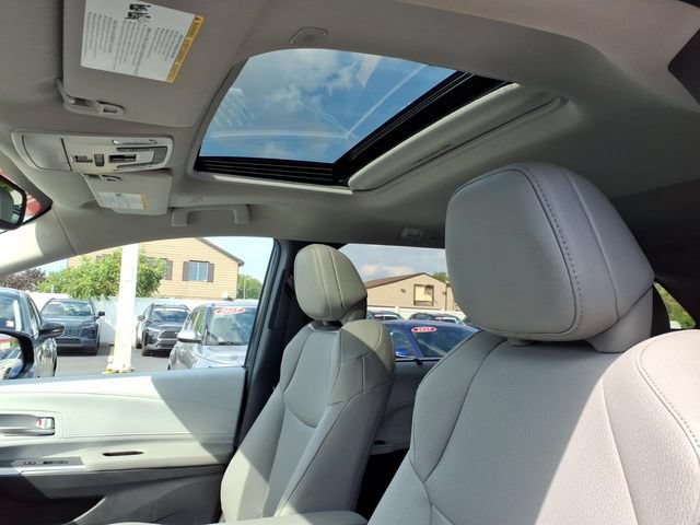 Certified 2026 Toyota Sienna XLE FWD image 19