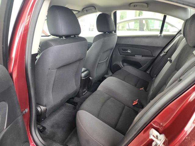 Used 2016 Chevrolet Cruze LT FWD image 12