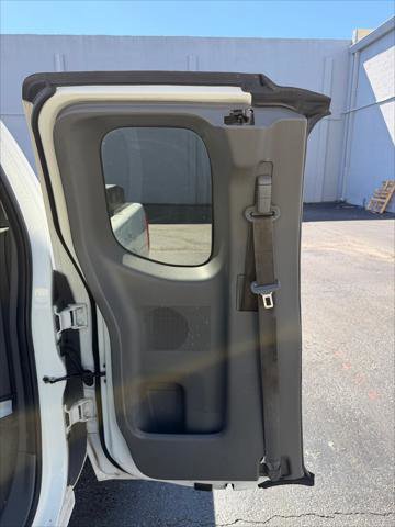 Used 2018 Nissan Frontier S image 23