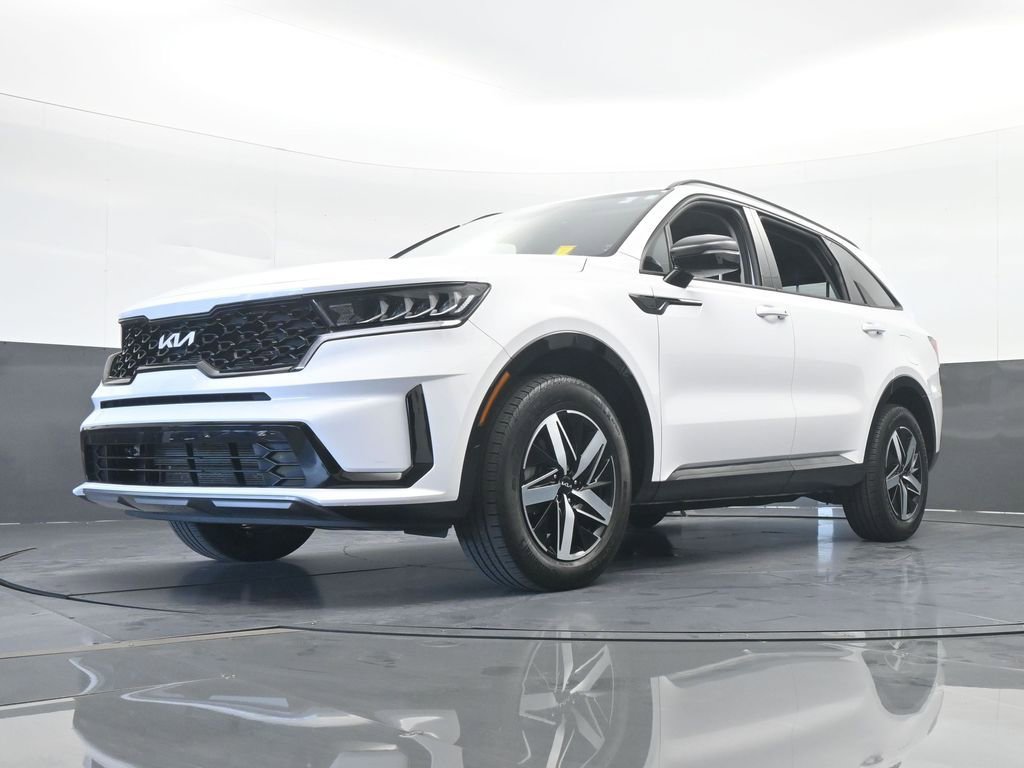 Used 2023 Kia Sorento S image 59