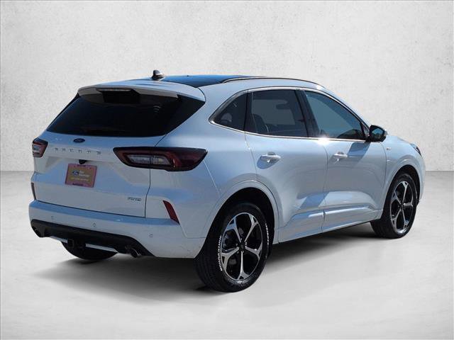 Certified 2023 Ford Escape ST-Line Select w/ Tech Pack #2 image 5