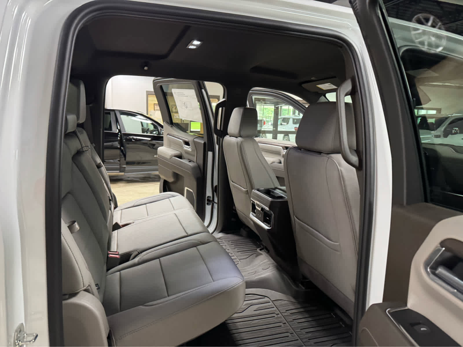 New 2026 GMC Sierra 1500 SLT w/ SLT Premium Plus Package image 12