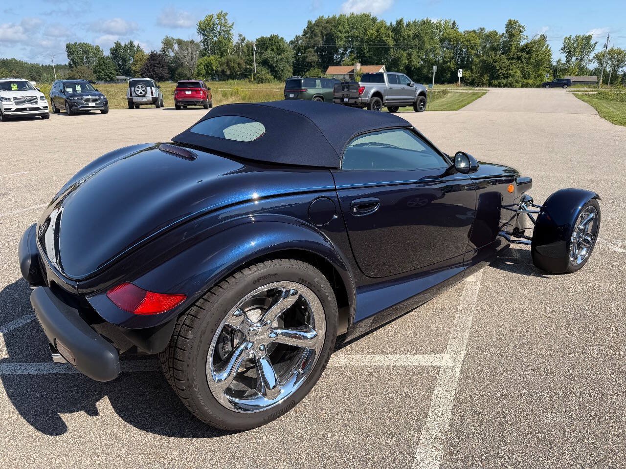 Used 2001 Chrysler Prowler RWD image 7